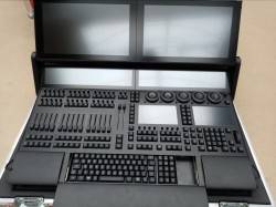 grandMA3 light w/case in like new condition!